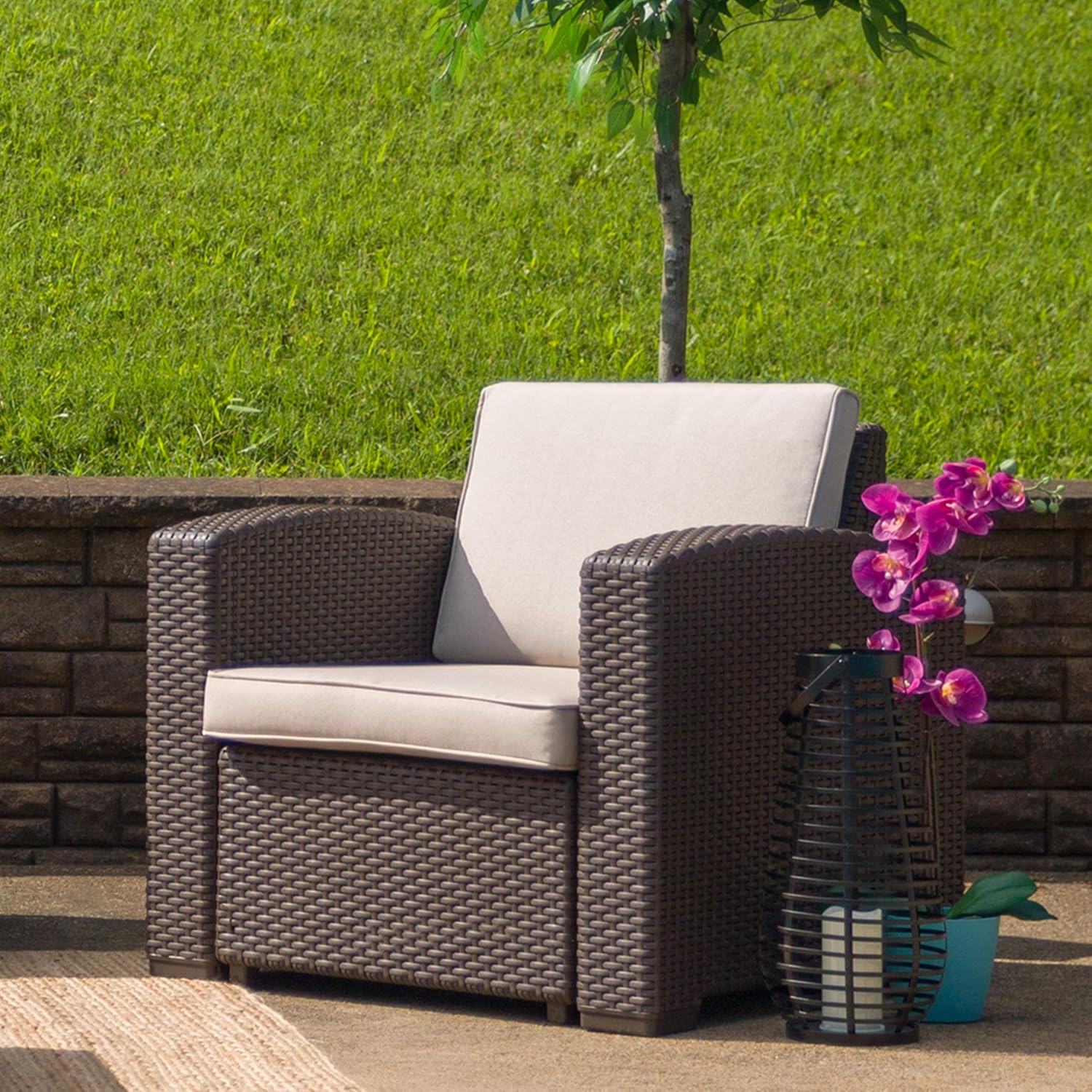 Woven Rattan Outdoor Lounge Chair